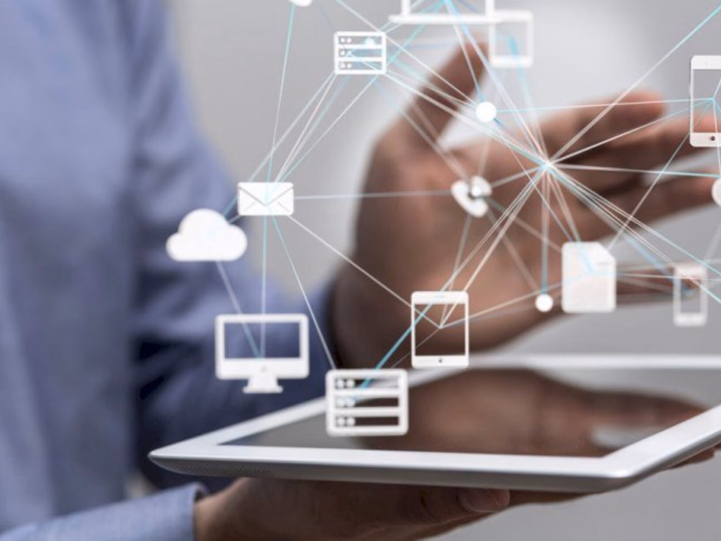 Institutos federais oferecem treinamento de software de criação de conteúdo