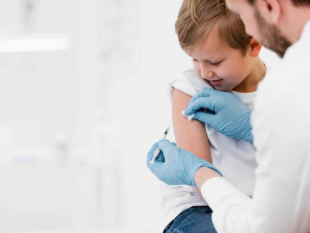 Município possui duas crianças internadas com Covid-19