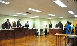 Trio é libertado após um ano de processo