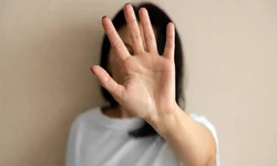 Ligue 180 poderá ser obrigatório em notícias sobre violência contra a mulher