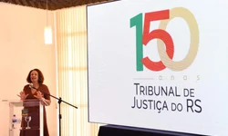 Réu foragido pode participar de audiência por videoconferência