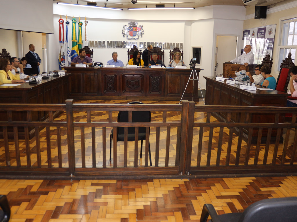 Cobrança da taxa de lixo continua ilegal