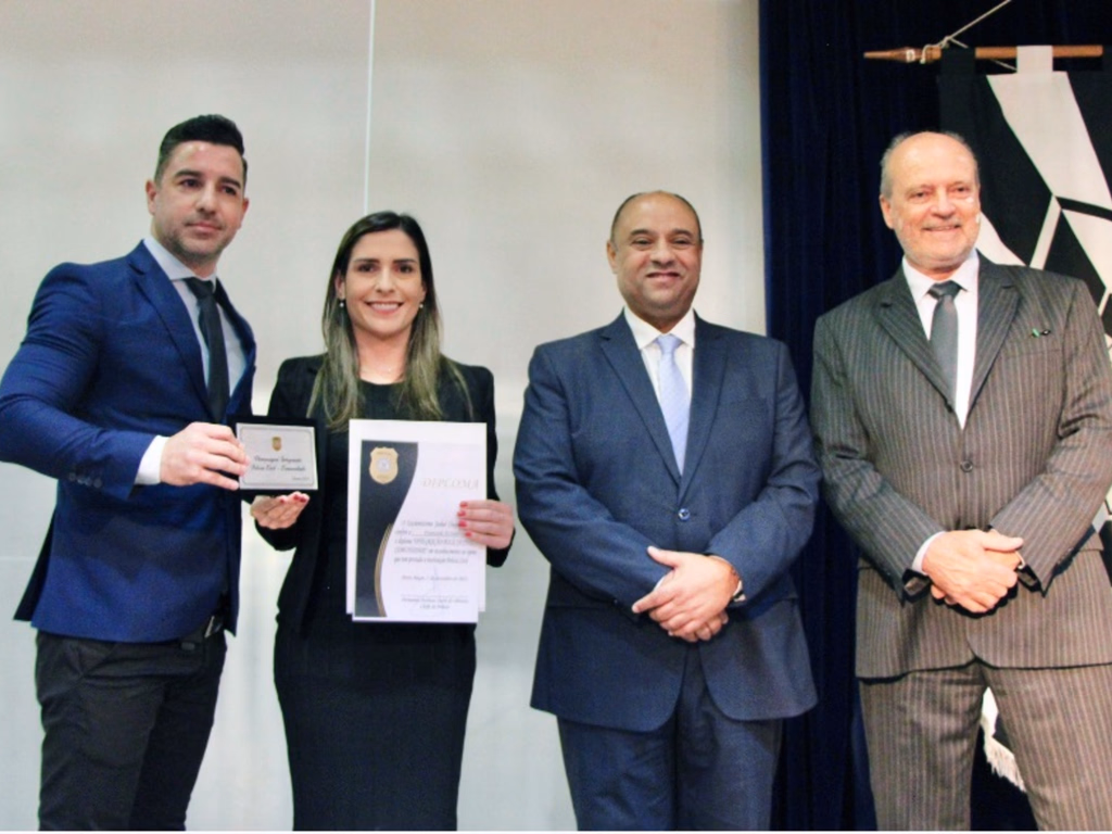 MPT de Uruguaiana é homenageado pela Polícia Civil