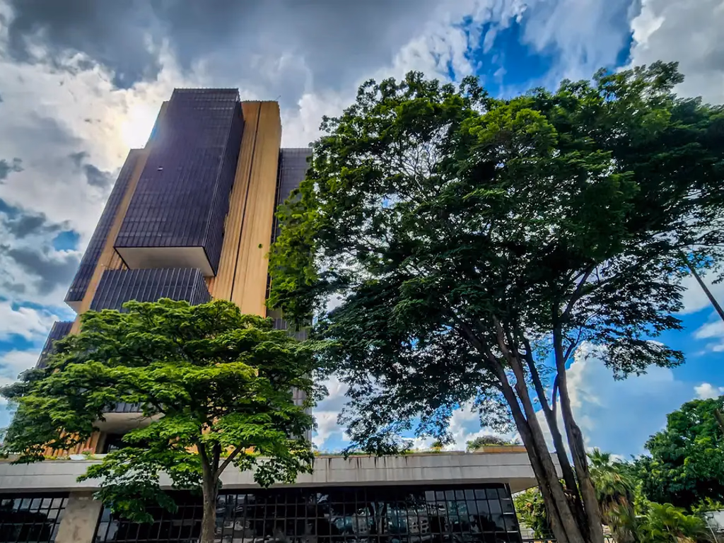 Banco Central desiste de recurso contra inspeção do TCU no caso Master