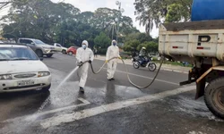 Carreata pede reabertura do comércio em Uruguaiana