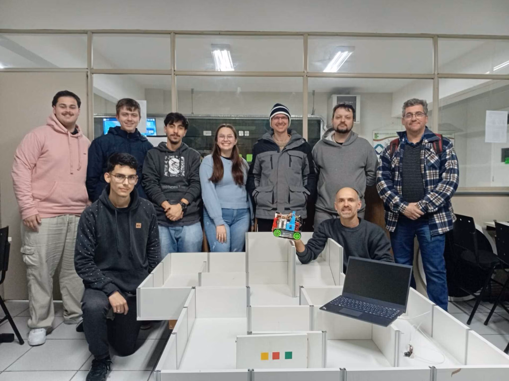 IFSul Camaquã desenvolve robô para missões de resgate