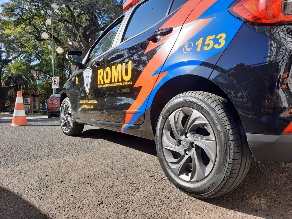 Ronda prende dupla com cocaína