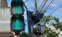 BM usa balas antimotim e gás lacrimogênio para conter baderna