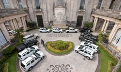 Mulher é presa com mais de 100 papelotes de cocaína