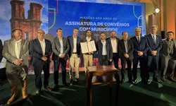 Chuvas provocam alagamentos e desabrigam quase 3 mil no RS