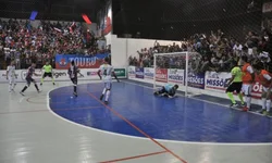 Sub-11 da AEU joga em casa neste sábado pelo Estadual