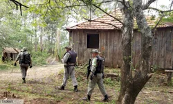 Motoqueiro fica ferido em acidente no Centro