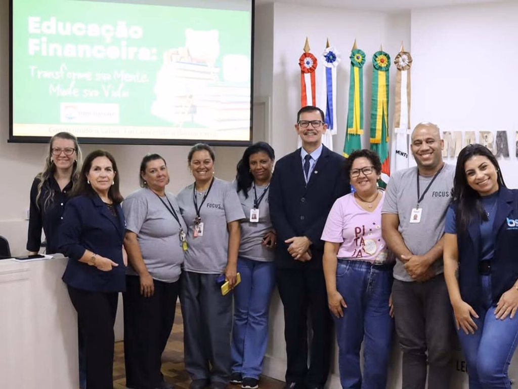 Escola do Legislativo promove curso sobre licitações