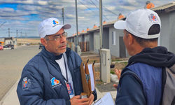 Mais de cem famílias da antiga Cohab recebem escrituras de imóveis