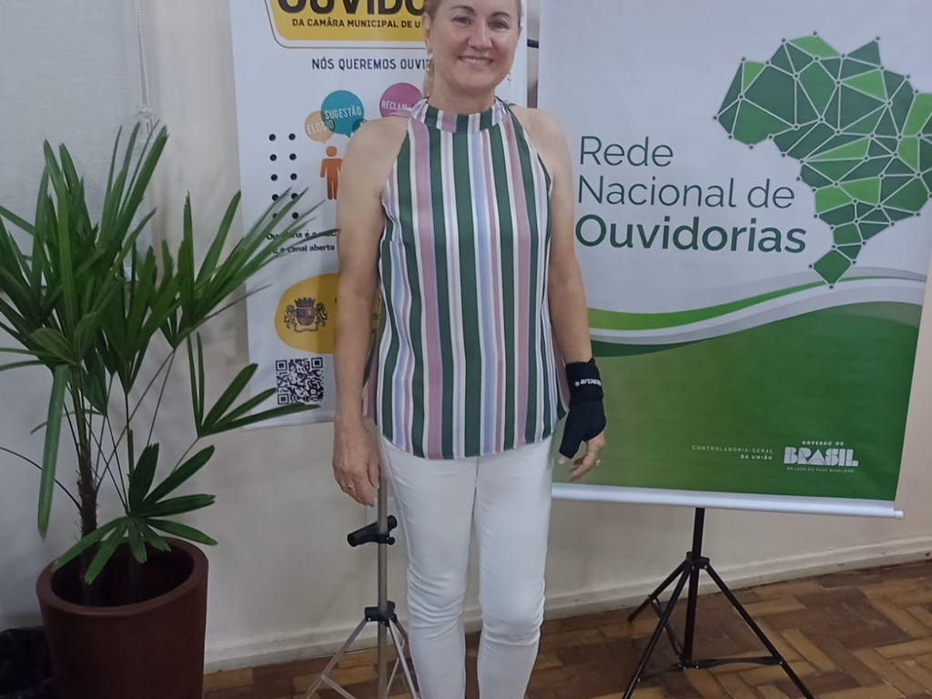 Vereadora requer ao Executivo contratação de auxiliares veterinários