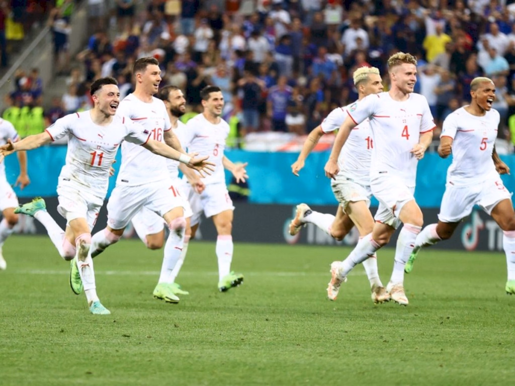 Suiça elimina a França nos pênaltis e avança na Eurocopa