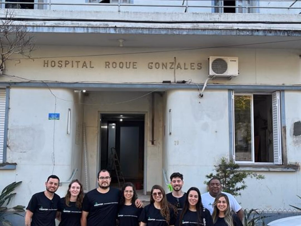 Residentes atuam em força-tarefa em Roca Sales