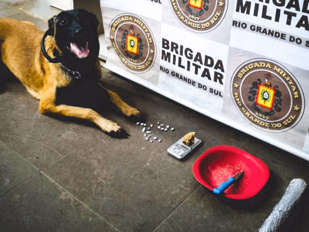 Homem é preso com 21 porções de crack