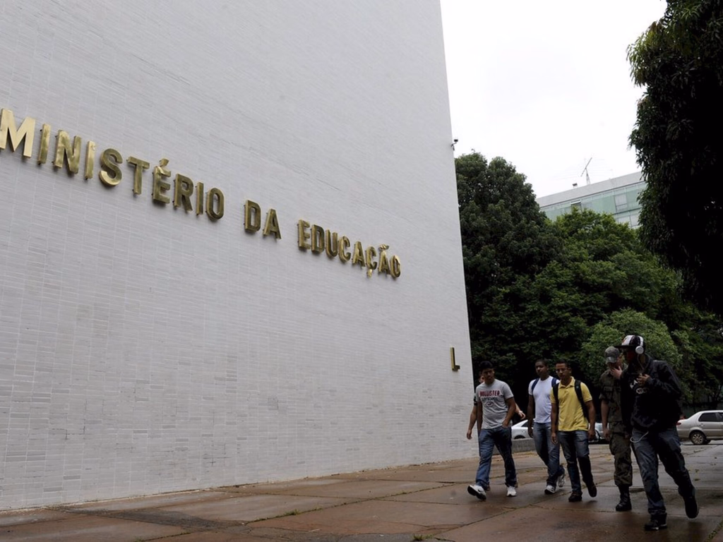 MEC reconhece novos cursos de ensino a distância