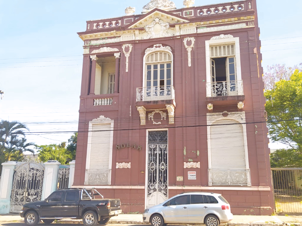 Prefeitura revoga decreto que destombava Solar da Família Barbará