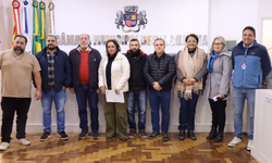 PL visa adotar ingresso solidário com doação de ração em eventos