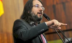 Mesmo com sanção, data para pagamento dos salários é incerta