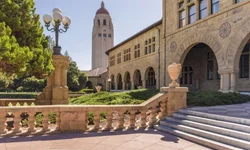 Universidade de Stanford oferece 33 cursos gratuitos para fazer online