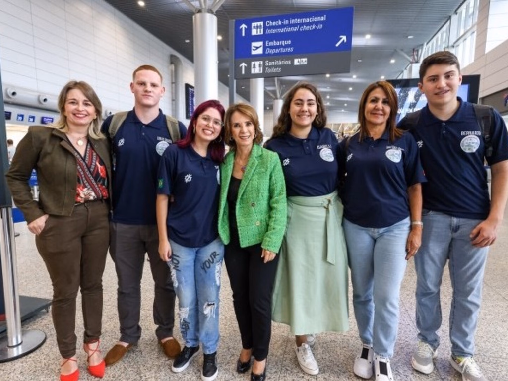 Alunos de Bagé viajam aos EUA para participar de evento da Nasa