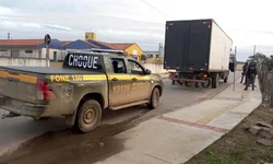 Ciclista é atropelado por carreta na BR-290