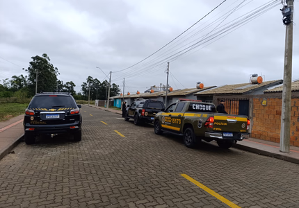 PF e Choque verificam ocupação de moradias no Olavo Rodrigues
