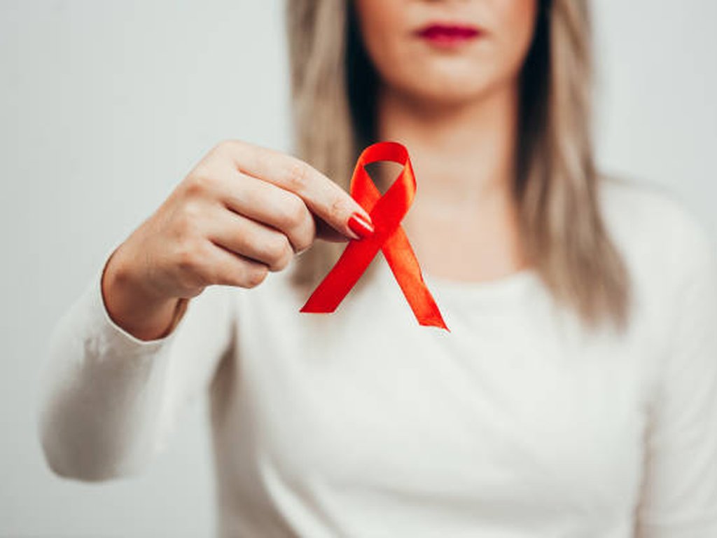 INSS deve conceder benefício a mulher vivendo com HIV