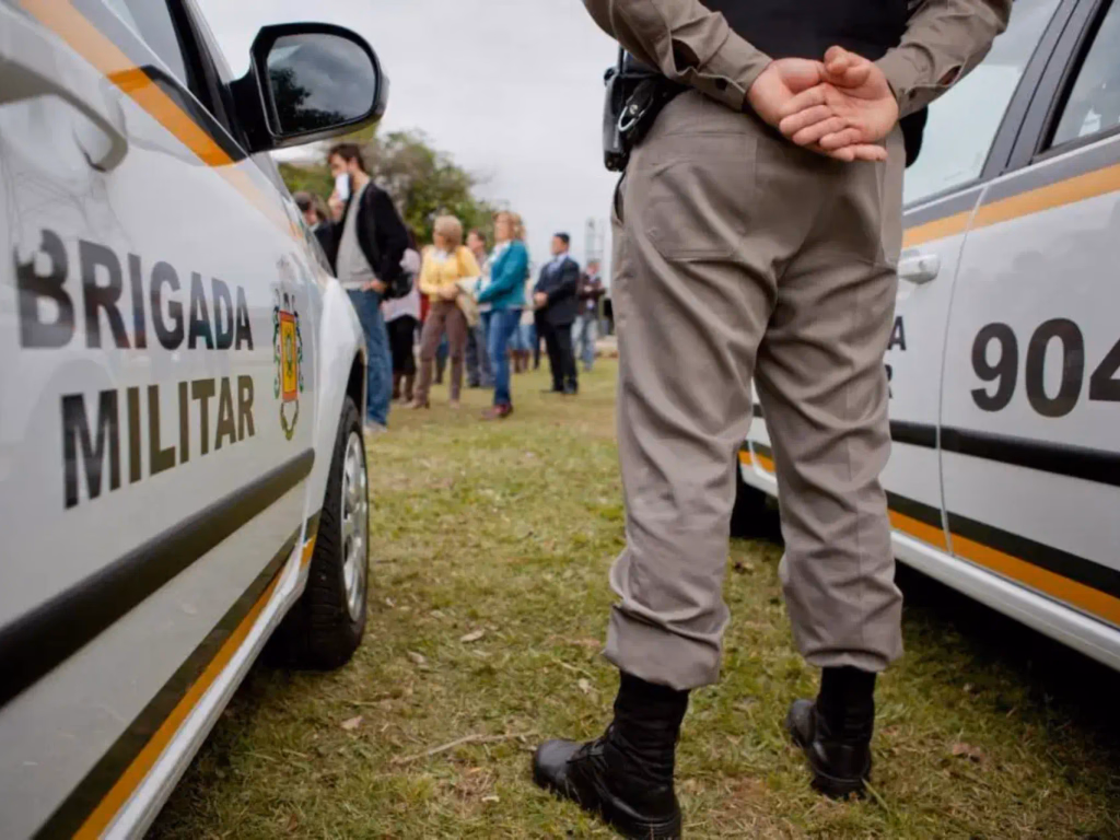 Brigada Militar fiscaliza bares e empórios