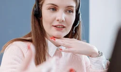 Realizada entrega simbólica de 13,8 mil livros para bibliotecas de escolas