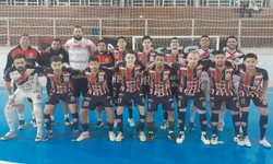 Uruguaianense apresenta plantel para a temporada 2025