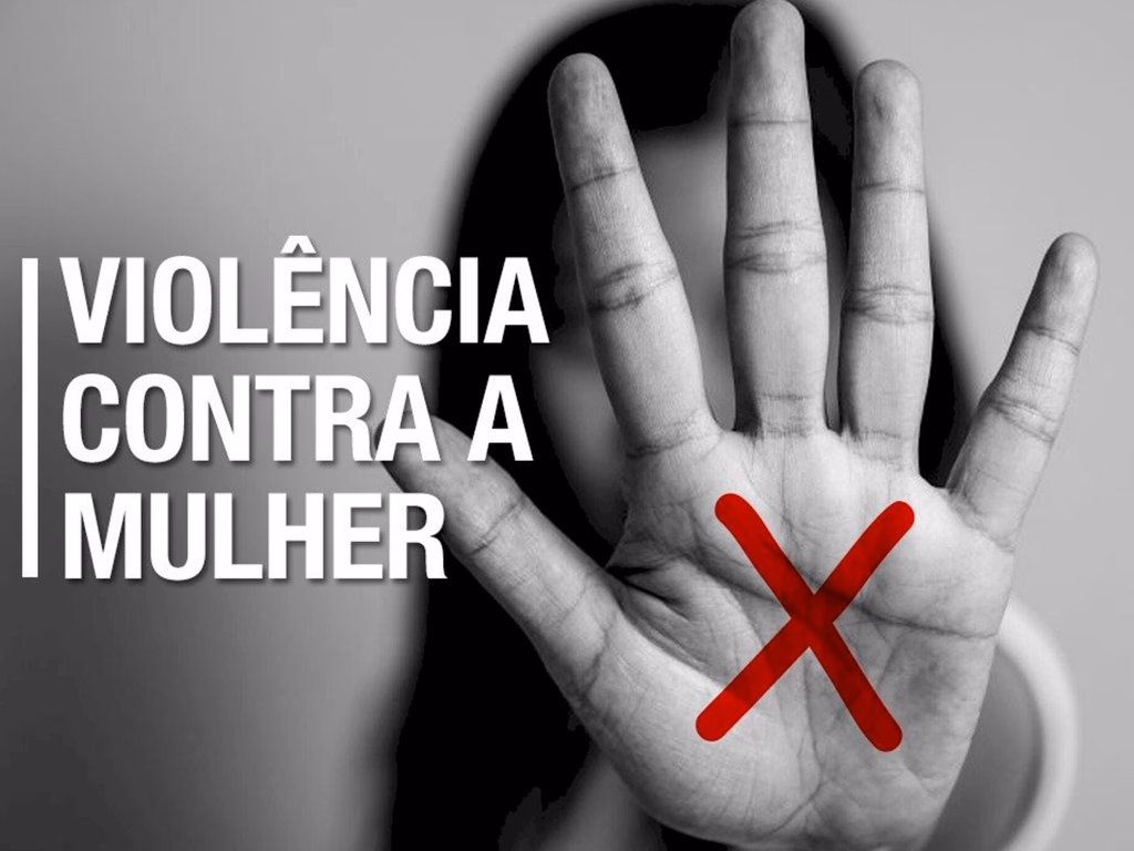Denúncias de violência contra a mulher somam 105,6 mil em 2020