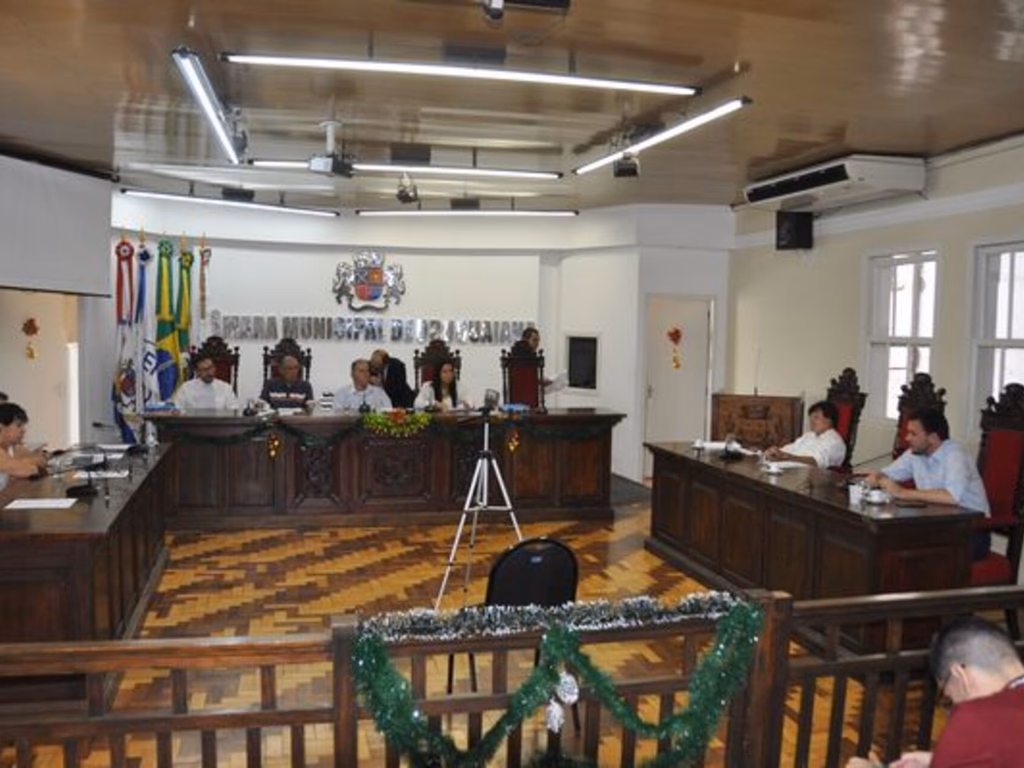 Vereadores aprovam emenda que reduz o recesso parlamentar