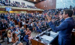 Articulação de Lins fracassa e partido sangra