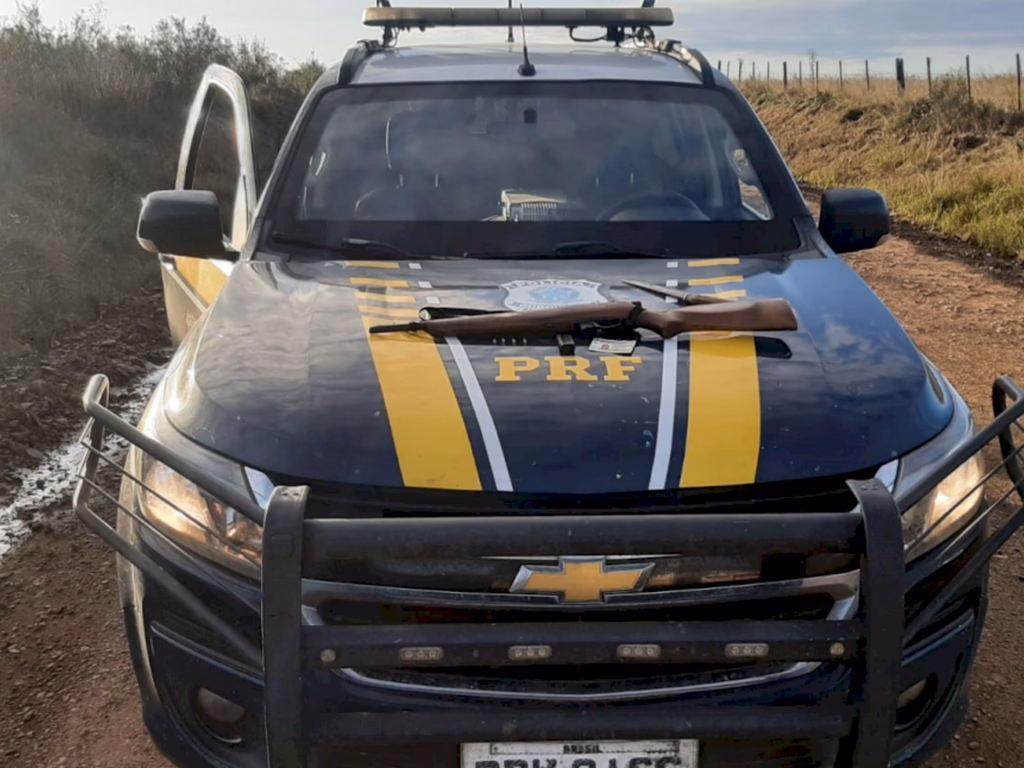 Motorista é preso com armamento ilegal