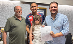 8/1: lembre como a imprensa estrangeira repercutiu condenações do STF