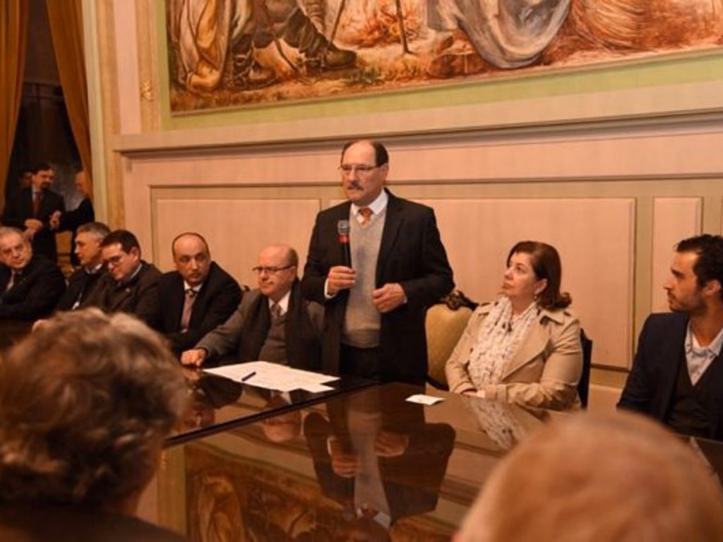 Governo propõe projeto de incentivo a doação de recursos