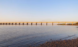 Furto de fiação deixa trevo de acesso às escuras