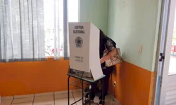 Votação está ocorrendo tranquilamente