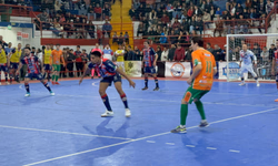 Uruguaianense supera o Lokomotiv em jogo movimentado