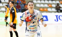 Companhia Clandestino leva Dom Quixote ao Teatro Oficina em Porto Alegre