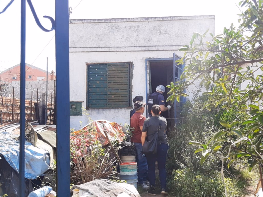 HOMEM É MORTO COM GOLPE DE FACA