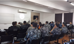 Colisão entre carro e ônibus pode ter sido intencional