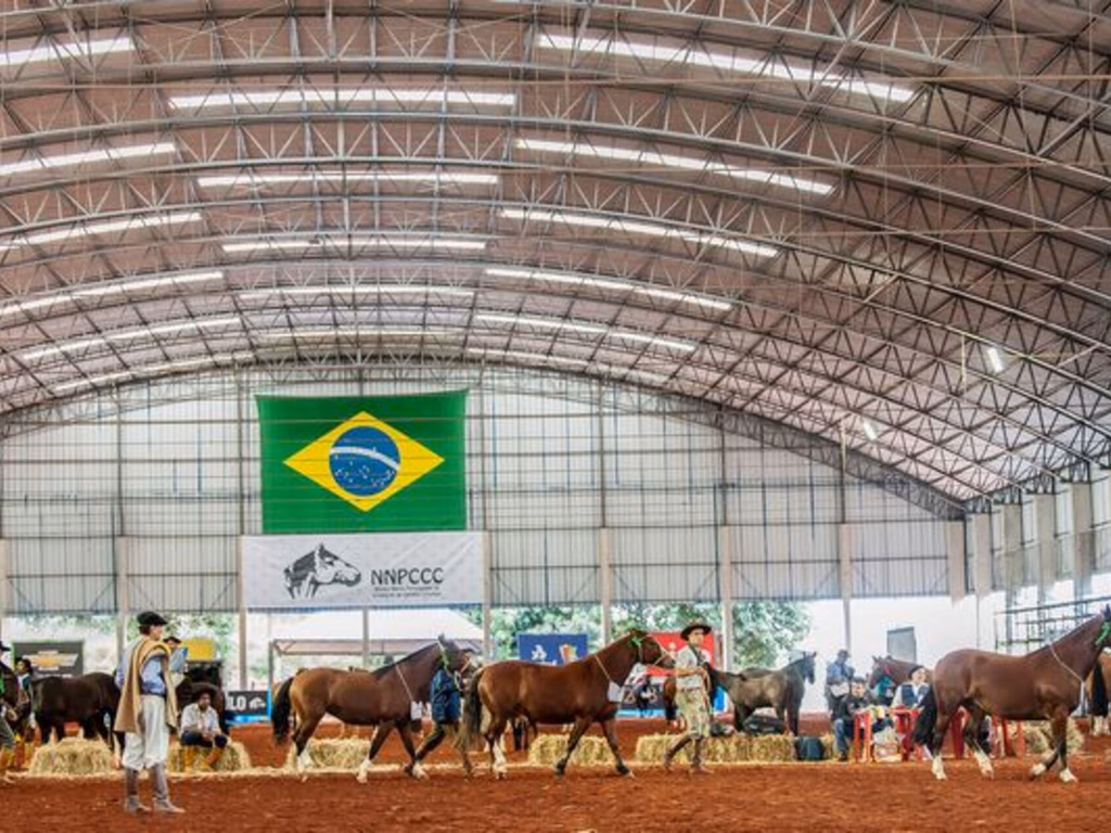 Expolondrina recebe Exposição Passaporte do Cavalo Crioulo