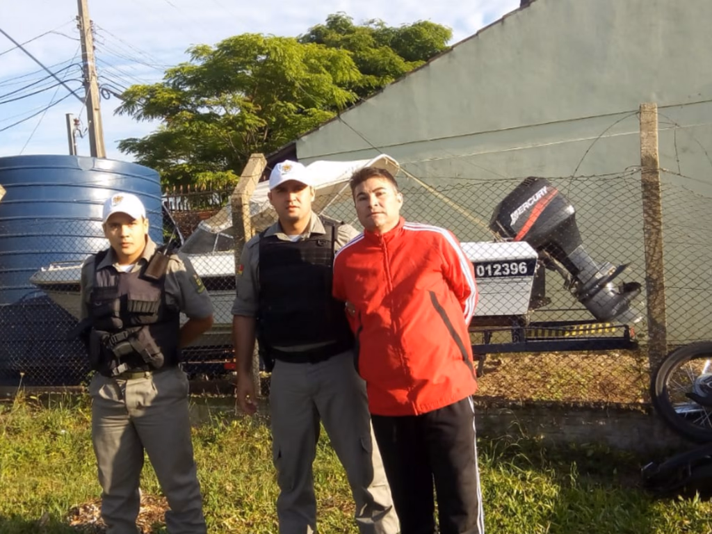 Assaltante é preso após tiroteio com a BM