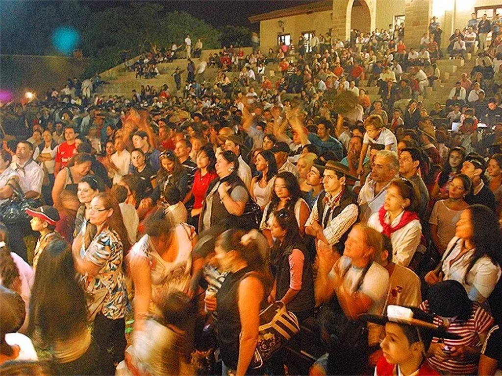 Festa Campeira Internacional resgata cultura gaúcha após 15 anos