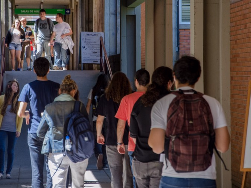 UFRGS oferece mais de 300 vagas para ingresso por transferências